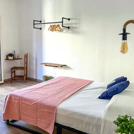 Trilli Ecobnb 3* 칼로포테